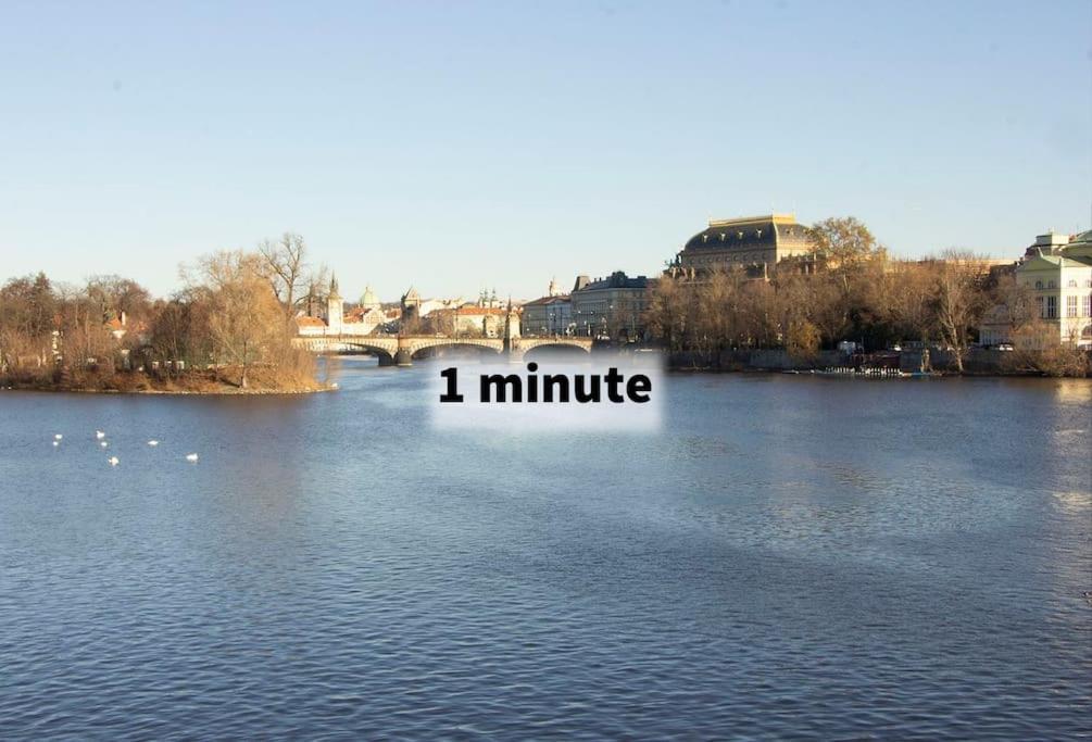 Balcony King 12 Min From Charles Bridge Prague